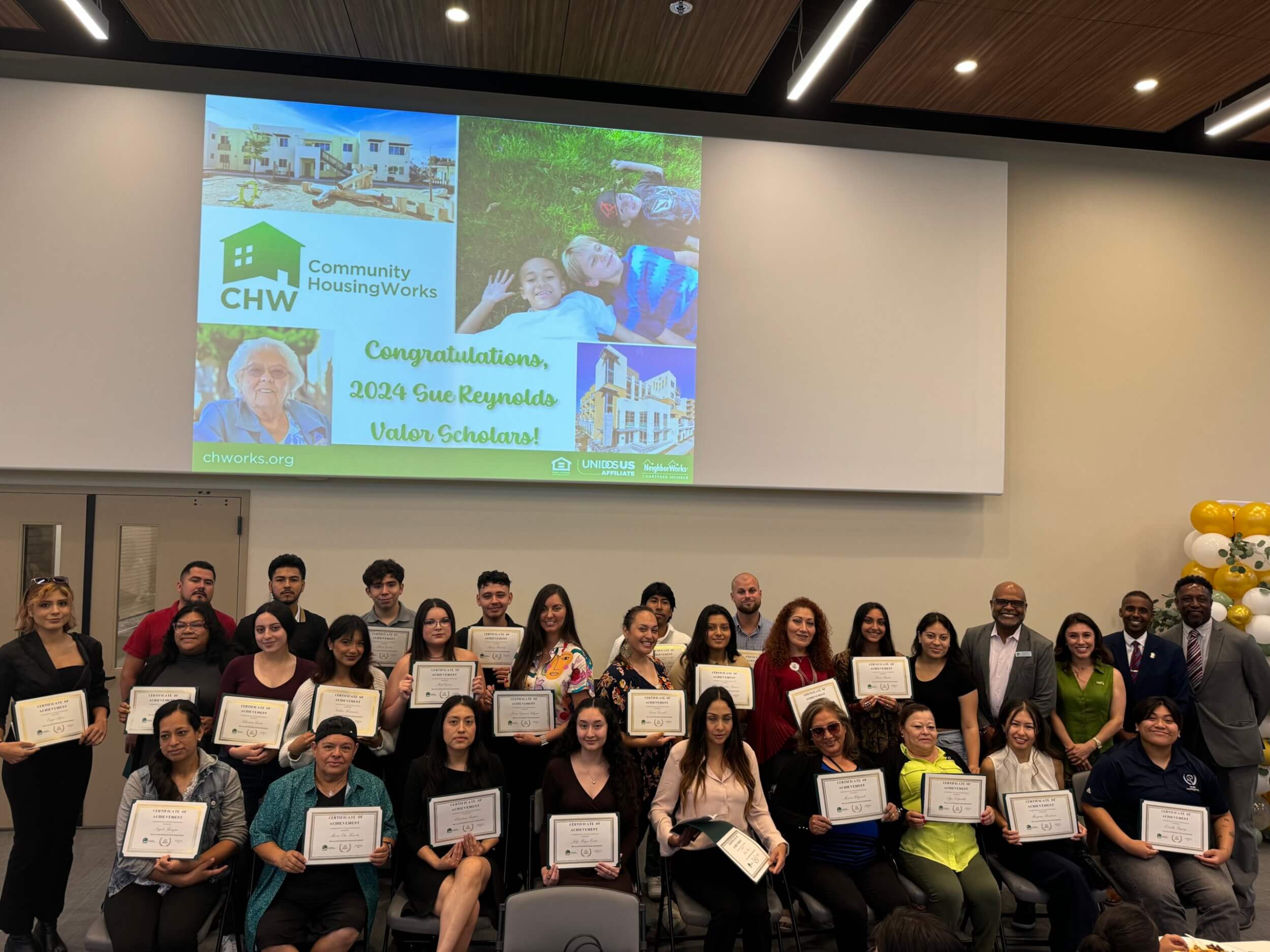 Group photo of Valor scholars holding their certificates